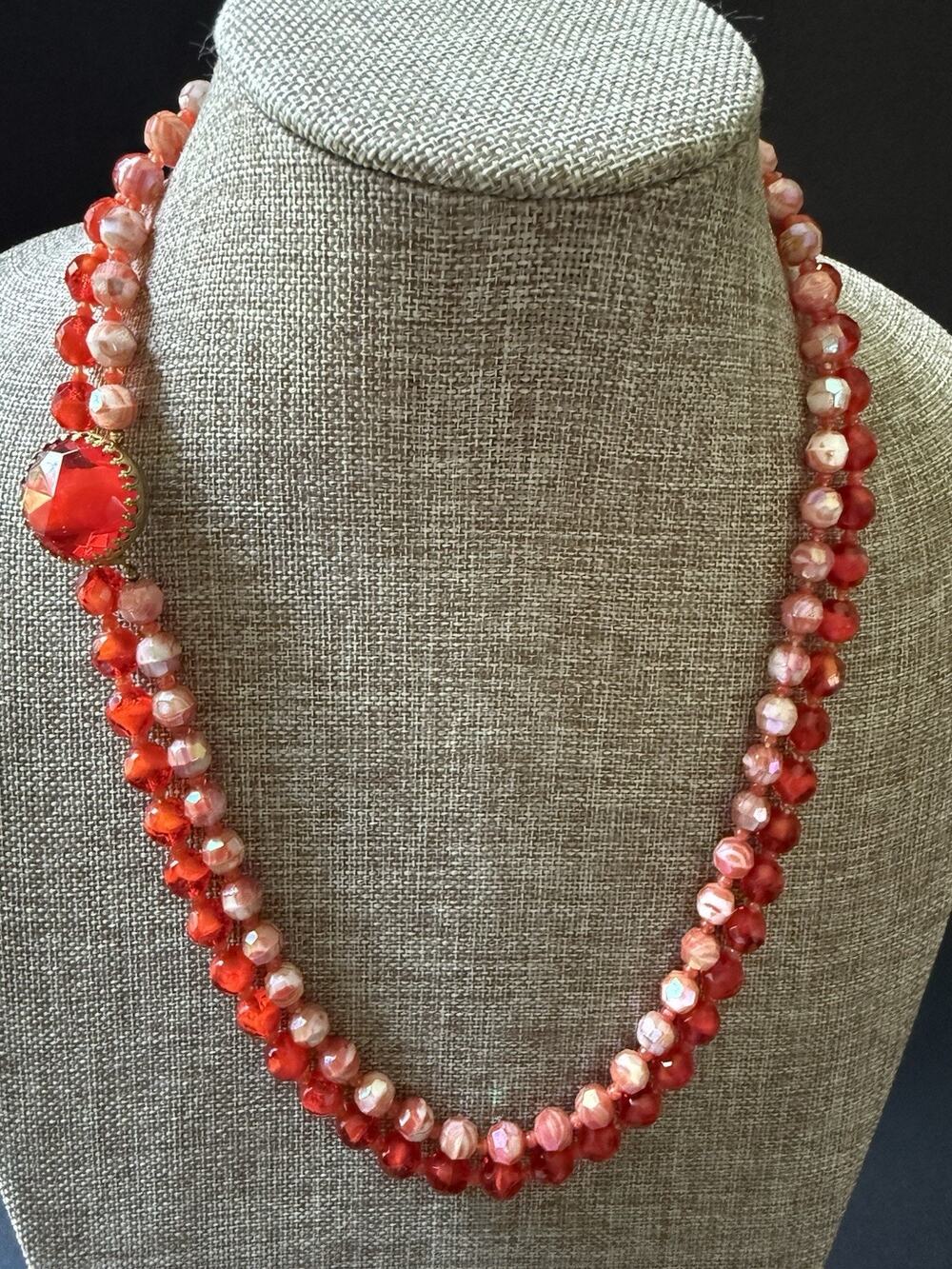 HATTIE CARNEGIE Red White Beaded Bead Art Glass Necklace Multi Strand Collar 25”